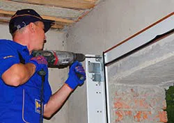 Trust Garage Door Mentor, OH 234-312-3615 - repair-side